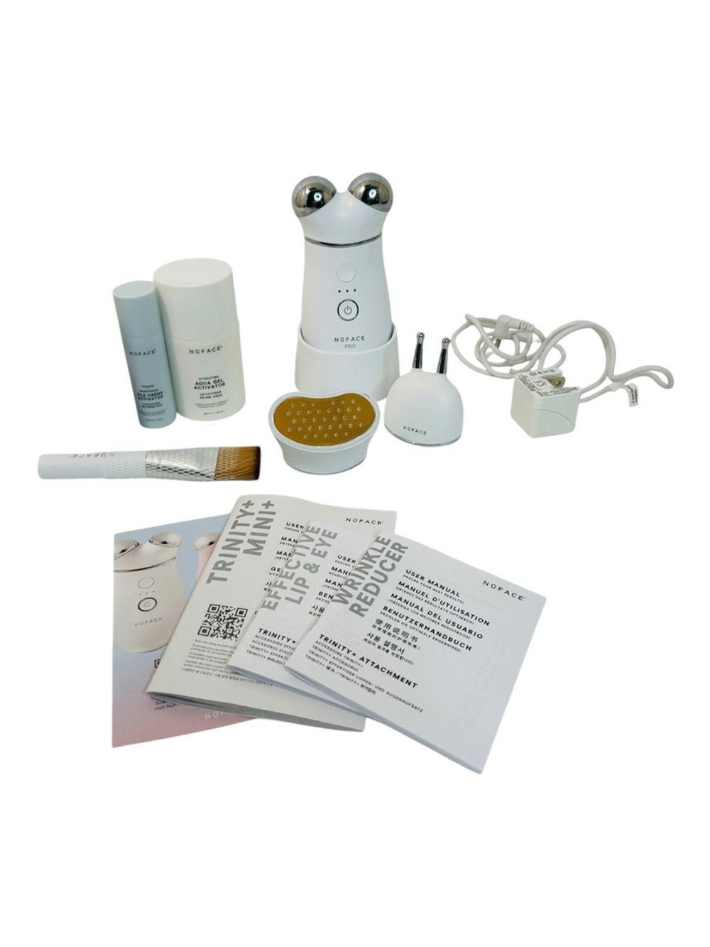 NuFACE Trinity+ Pro Complete Kit - Picture 3 of 12